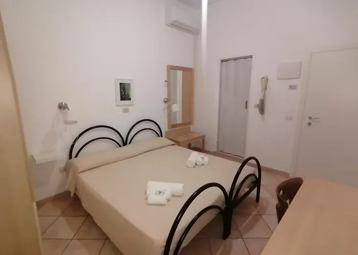 Santanna فندق ريميني