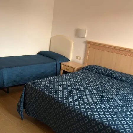 Santanna 2* リミニ