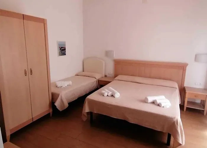 Santanna Hotel 2*