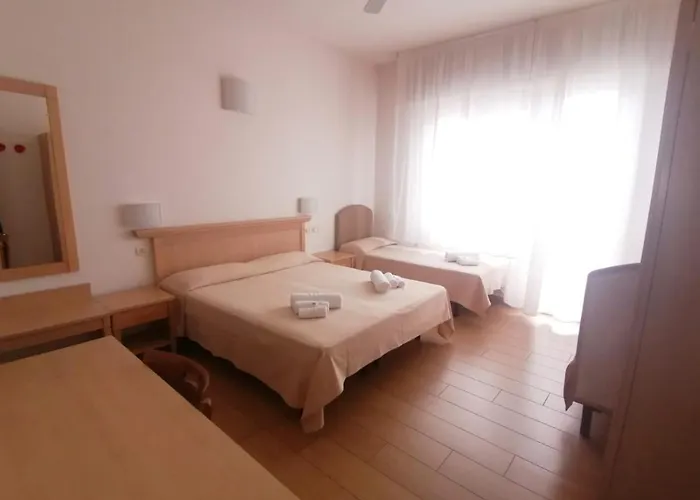 Отель Santanna 2*